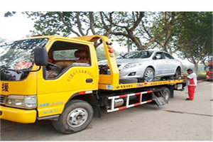 哈尔滨附近24小时汽车拖车服务热线