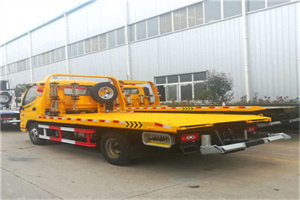 哈尔滨附近拖车救援搭电